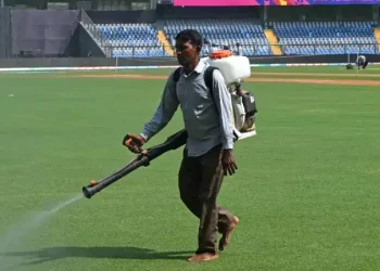 dew impact on chinnaswamy stadium