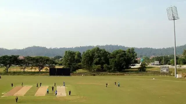 Bayuemas Oval
