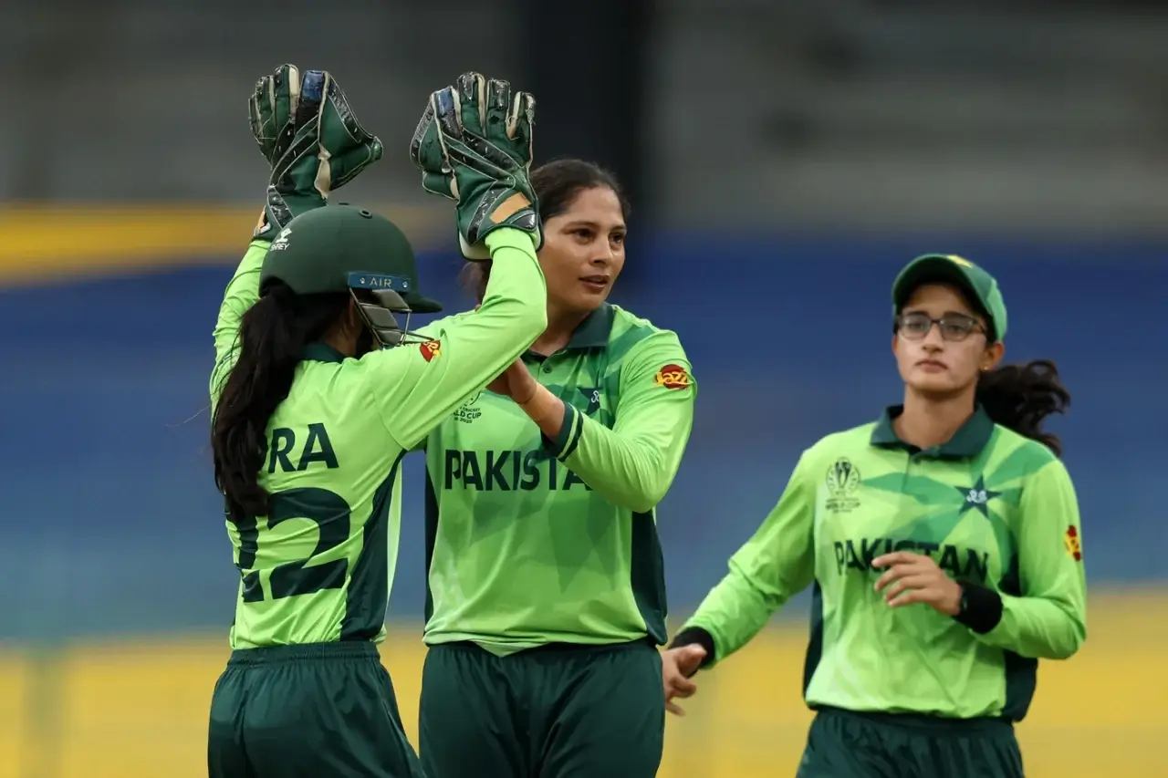 Pakistan Women Bowling
