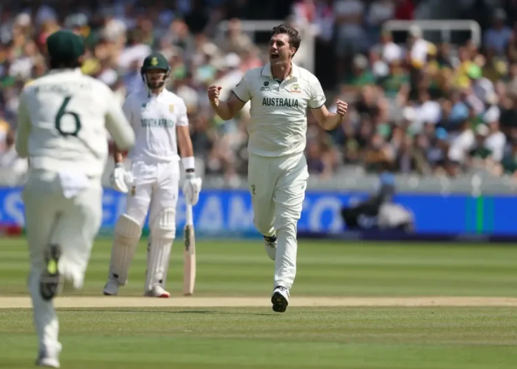 pat cummins bowling pace