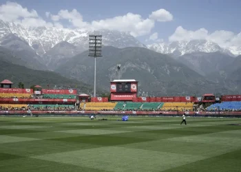 hpca stadium photos dhauladhar range