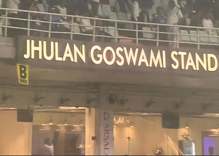 jhulam goswami stand
