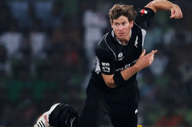 Jacob oram Kiwi Bowler