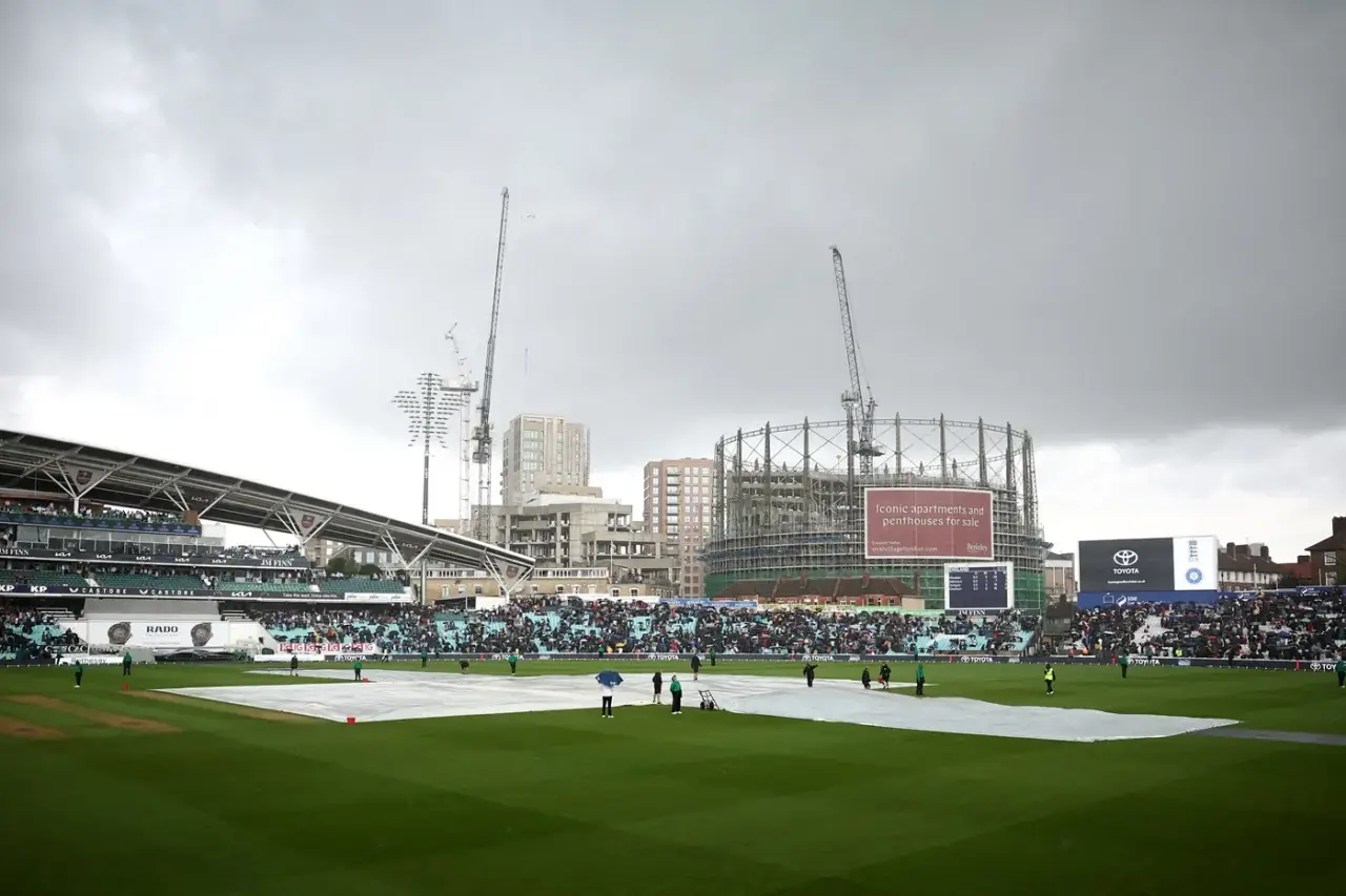 rain hits oval test