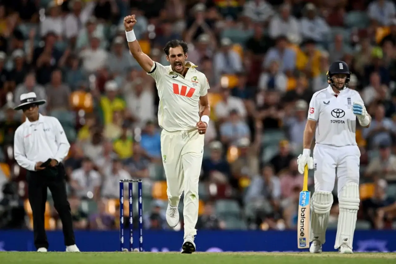 starc takes six-for